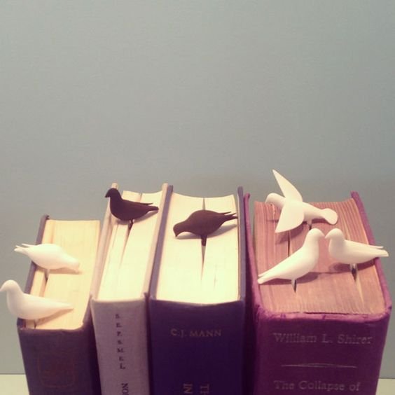 Studio Macura: Pero - 3D Printed Dove Bookmarks: 