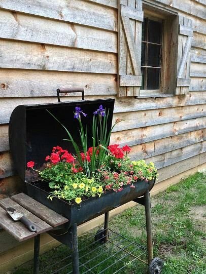 #repurposed #grill #gardening #planter: 
