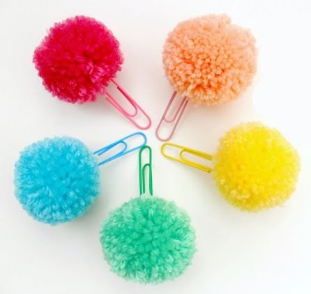 Pompom bookmarks: 