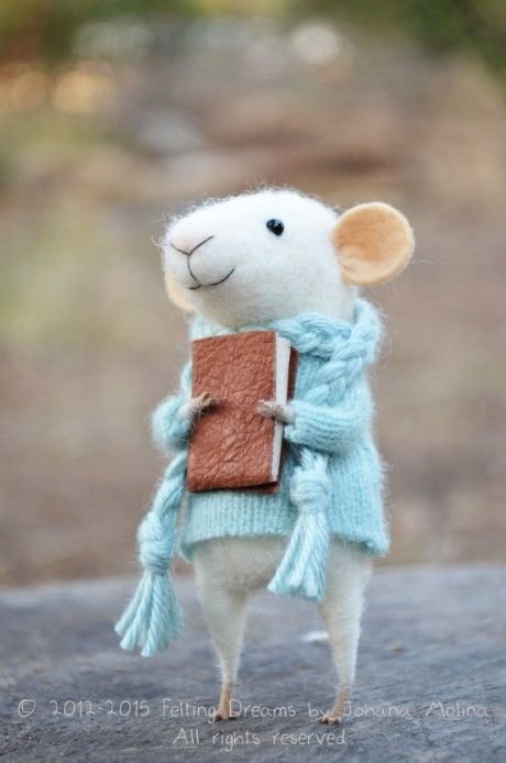 Little felt mouse..  so cute ...: 