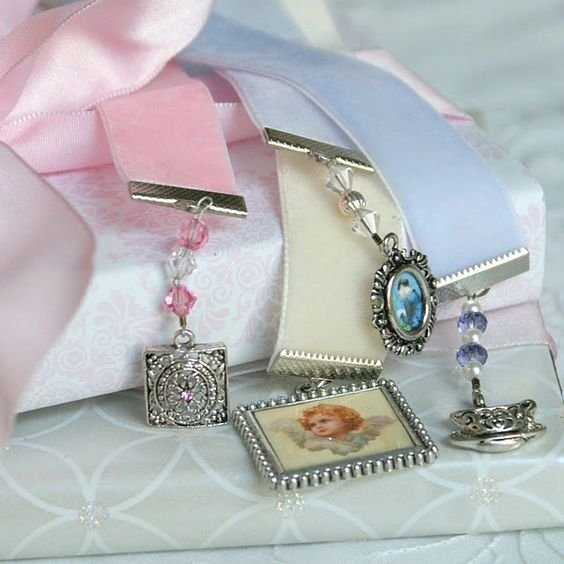 more pretty bookmarks: 