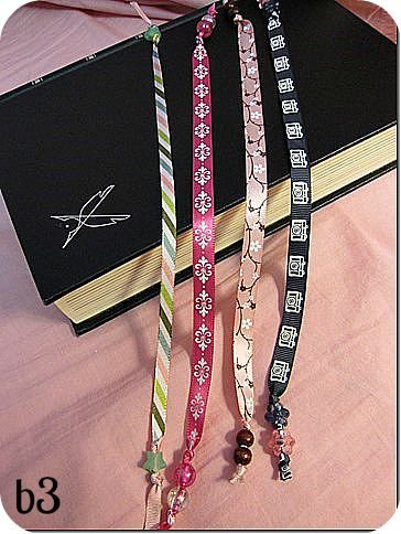 Kids Craft: Beaded Ribbon Bookmarks. Great project for kids! Easy Christmas presents for the grandparents.: 