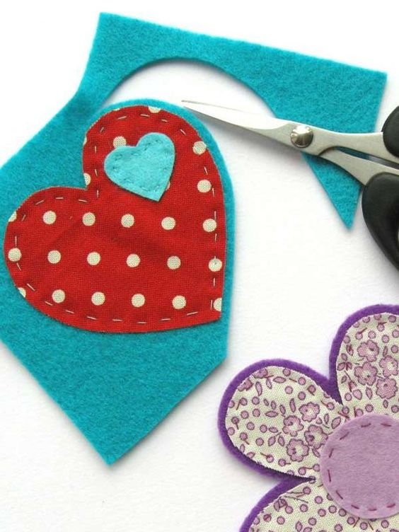 How to make felt and fabric brooches:  Apply similar technique to felt pieces of Advent calendar to make them sturdier.: 