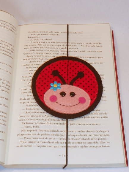 Marcador de página joaninha. Feito em feltro.: 