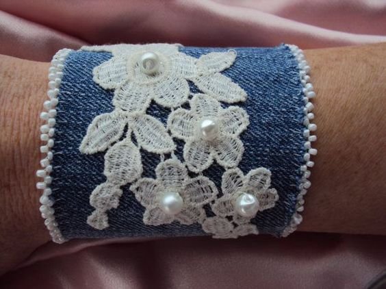 Denim cuff bracelet: 