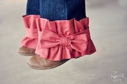 Tutorial: Banded ruffle cuff little girl pants, good idea for when pants are getting a little too short but still fit in the waist: 